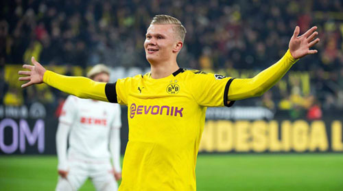 Erling Haaland không rời Dortmund.