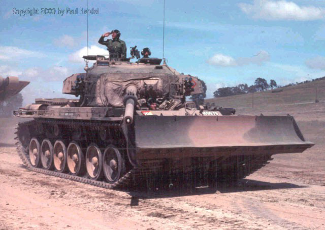 Bất ngờ xe tăng nặng nhất trong Chiến tranh Việt Nam - Ảnh 11.