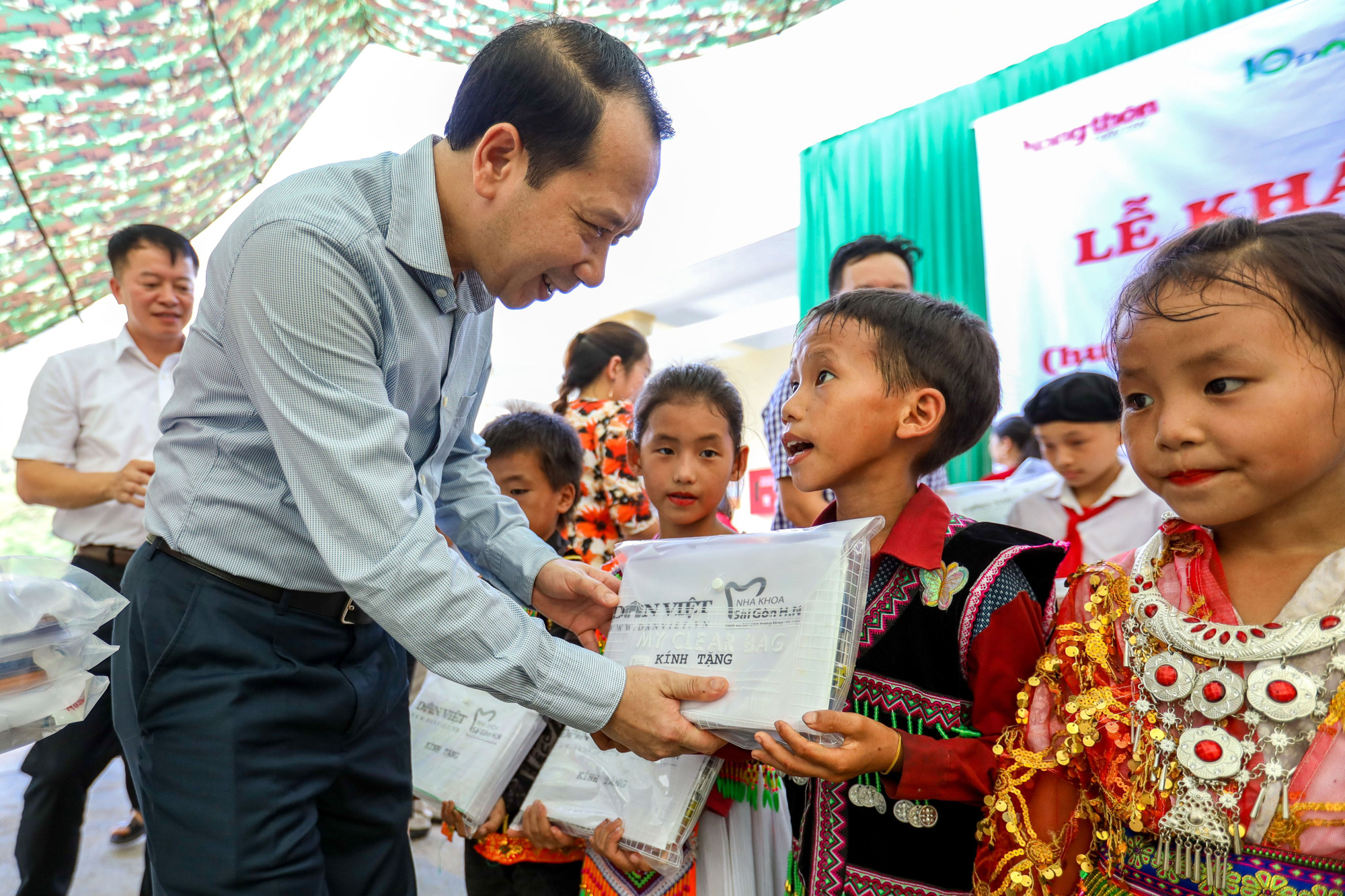 Báo NTNN/Dân Việt - Quỹ Thiện Tâm: Khánh thành “điểm trường mơ ước” đầu tiên tại Hà Giang - Ảnh 7.