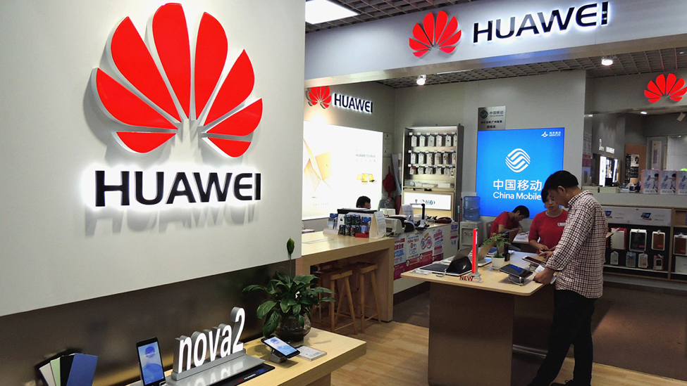 &quot;Gã khổng lồ&quot; Huawei sẽ ra sao giữa cuộc chiến công nghệ Mỹ - Trung? - Ảnh 3.