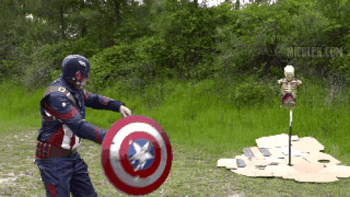 Nếu dính một khiên của Captain America, điều gì sẽ xảy ra? - Ảnh 3.
