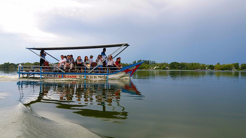 An Giang: Búng Bình Thiên độc nhất vô nhị ví như Biển Hồ của miền Tây, phong cảnh ngất ngây, cá tôm vô số - Ảnh 2.