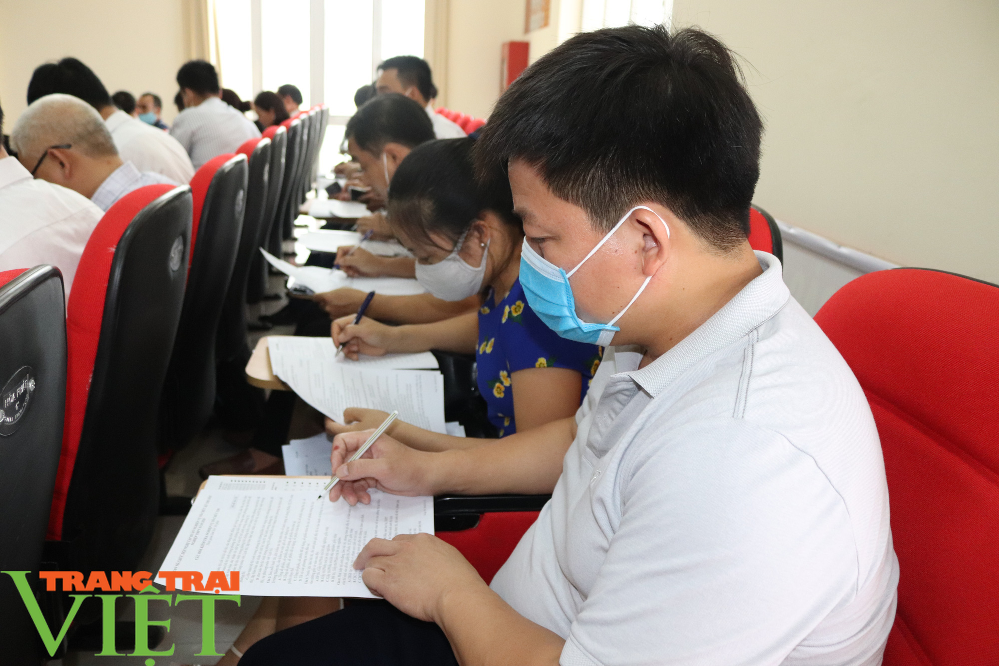 Sơn La: Tập huấn nghiệp vụ thanh tra thi THPT năm 2020 - Ảnh 8.