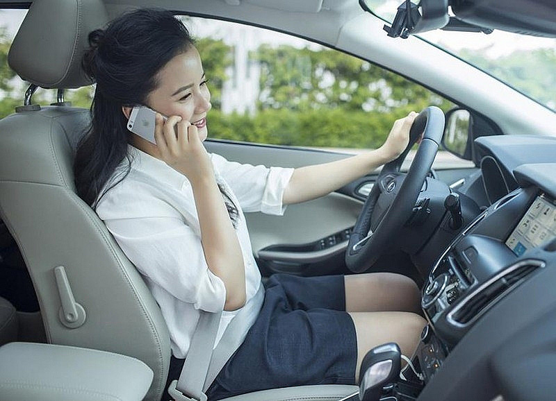 Mách nhỏ những điều cần thiết với phụ nữ lái xe ô tô - Ảnh 3.