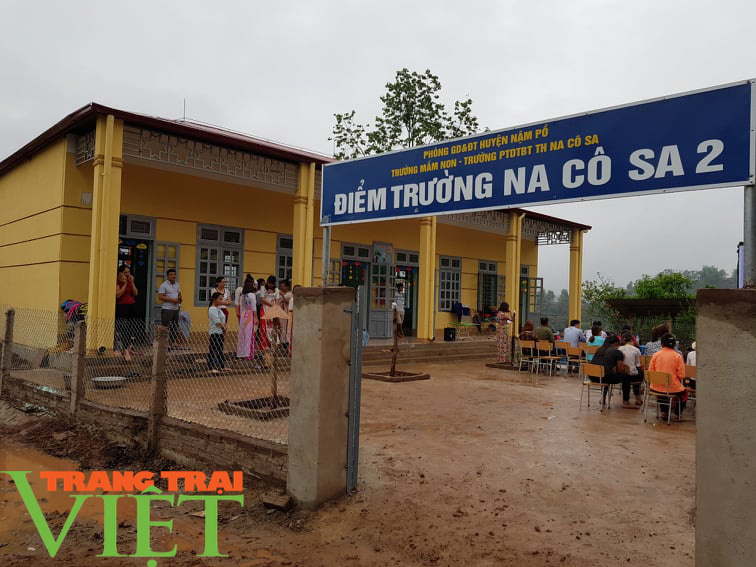 Nậm Pồ: Không còn những “lớp học nghiêng” nơi biên giới - Ảnh 6.