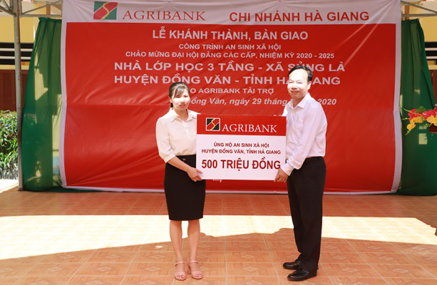 Khánh thành các công trình chào mừng Đại hội Đảng bộ Agribank lần thứ X, nhiệm kỳ 2020 - 2025 - Ảnh 4.