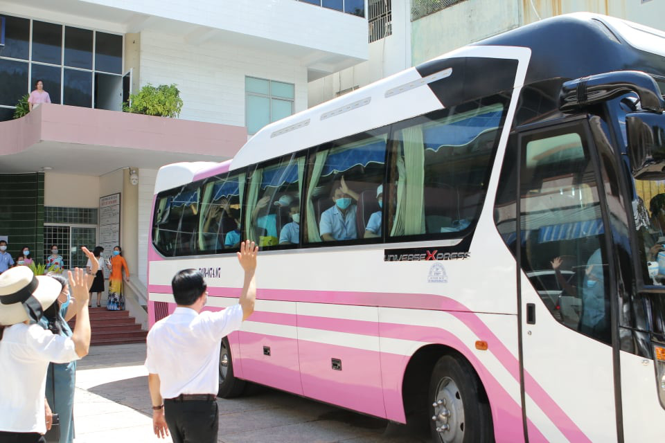 “Con đến Đà Nẵng chống dịch cũng để bảo vệ cho Bình Định và nhiều nơi khác, cha mẹ đừng lo!” - Ảnh 4.