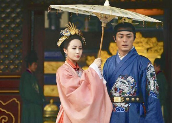 Vị Hoàng đế Trung Hoa có cuộc sống hôn nhân cực &quot;lạ&quot;: Suốt đời một vợ một chồng. - Ảnh 4.