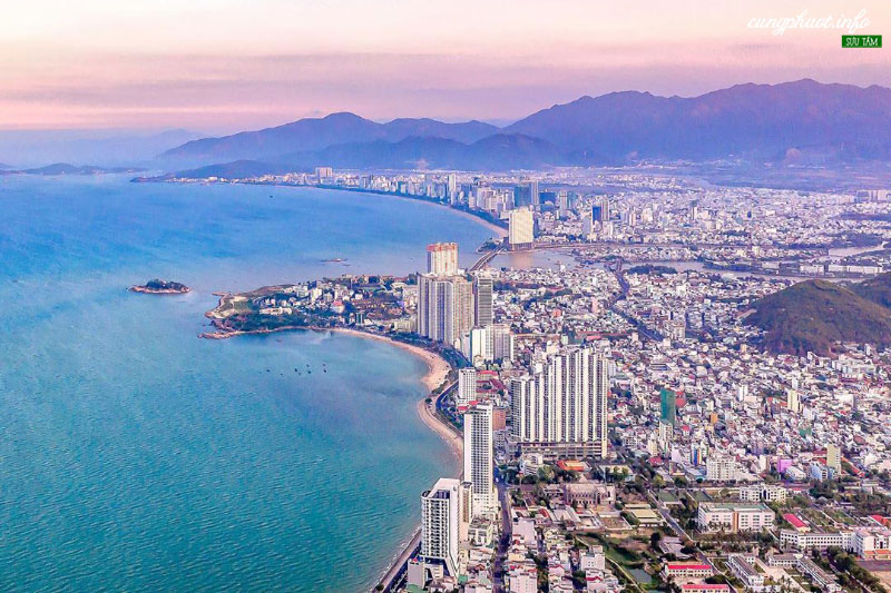 Khánh Hòa: 11 khách sạn được chọn để cách ly người nước ngoài  - Ảnh 1.