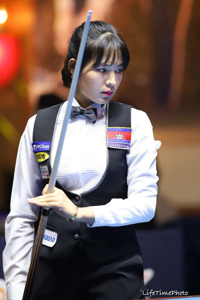 Chiêm ngưỡng nhan sắc của &quot;thánh nữ&quot; làng billiard Campuchia - Ảnh 6.