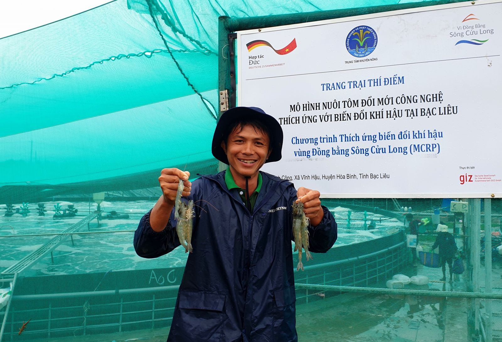 Bạc Liêu: Làm hồ trên cạn nuôi tôm công nghệ cao, 1 năm nuôi 3-4 vụ, mỗi vụ thu 2 tỷ - Ảnh 10.