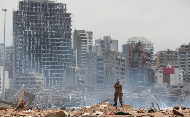Từ lâu đã có nguy cơ vỡ nợ, kinh tế Lebanon giờ càng điêu đứng sau vụ nổ thảm khốc ở Beirut - Ảnh 1.