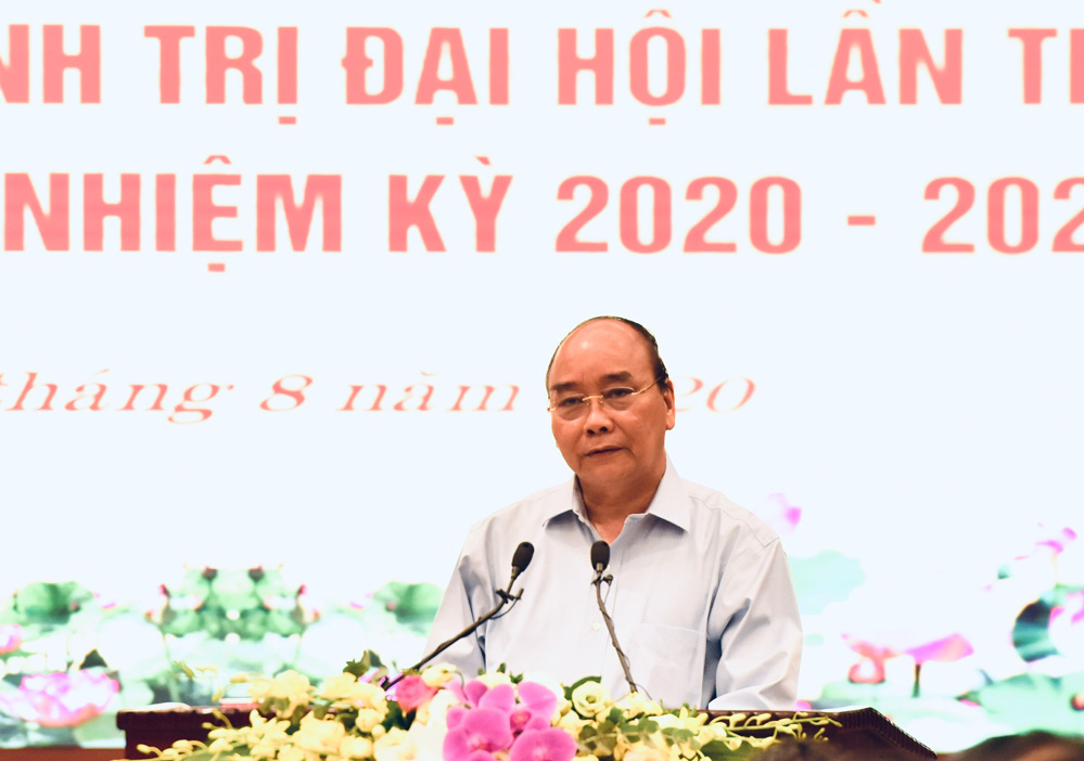 Thủ tướng Nguyễn Xuân Phúc góp ý vào Dự thảo Báo cáo chính trị Hà Nội - Ảnh 1.