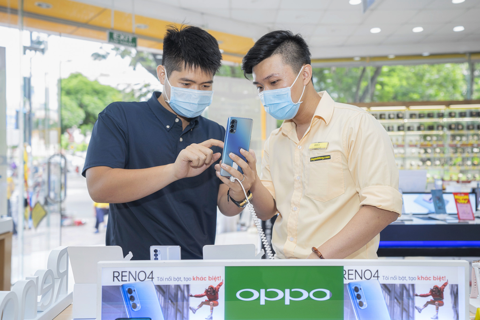 OPPO chính thức mở bán Reno4 Series với hơn 23.000 đã được đặt cọc chỉ trong 6 ngày - Ảnh 1.