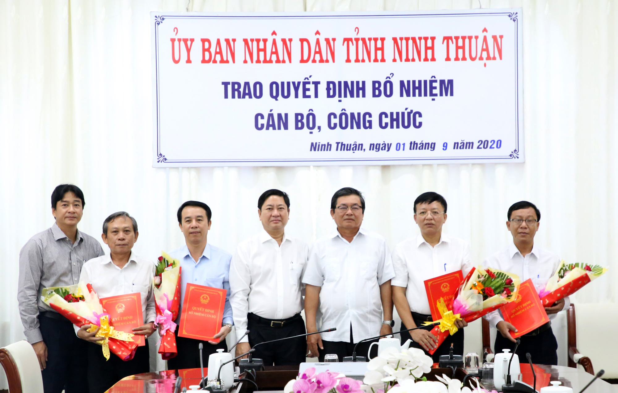 Ninh Thuận: Điều động, bổ nhiệm nhiều lãnh đạo chủ chốt - Ảnh 1.