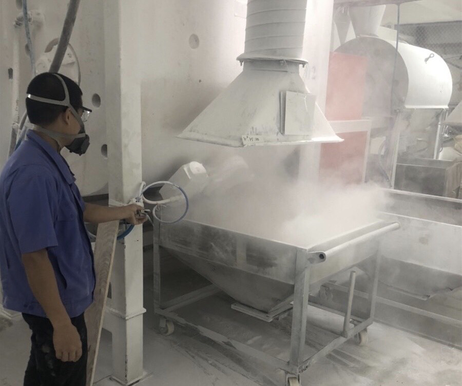 Vụ nhiễm độc thiếc tại Công ty Quảng Phong: Tỉnh Hải Dương yêu cầu khám sàng lọc cho toàn bộ công nhân  - Ảnh 2.