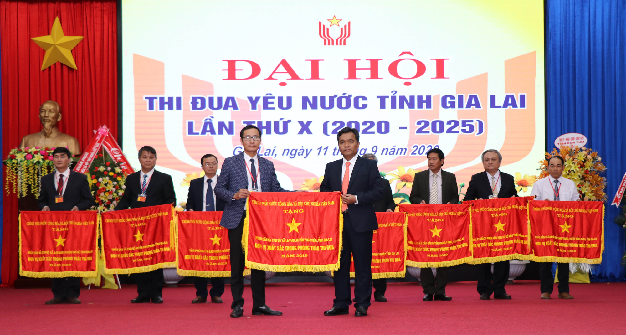 Phó chủ tịch nước Đặng Thị Ngọc Thịnh dự Đại hội thi đua yêu nước tại Gia Lai - Ảnh 2.