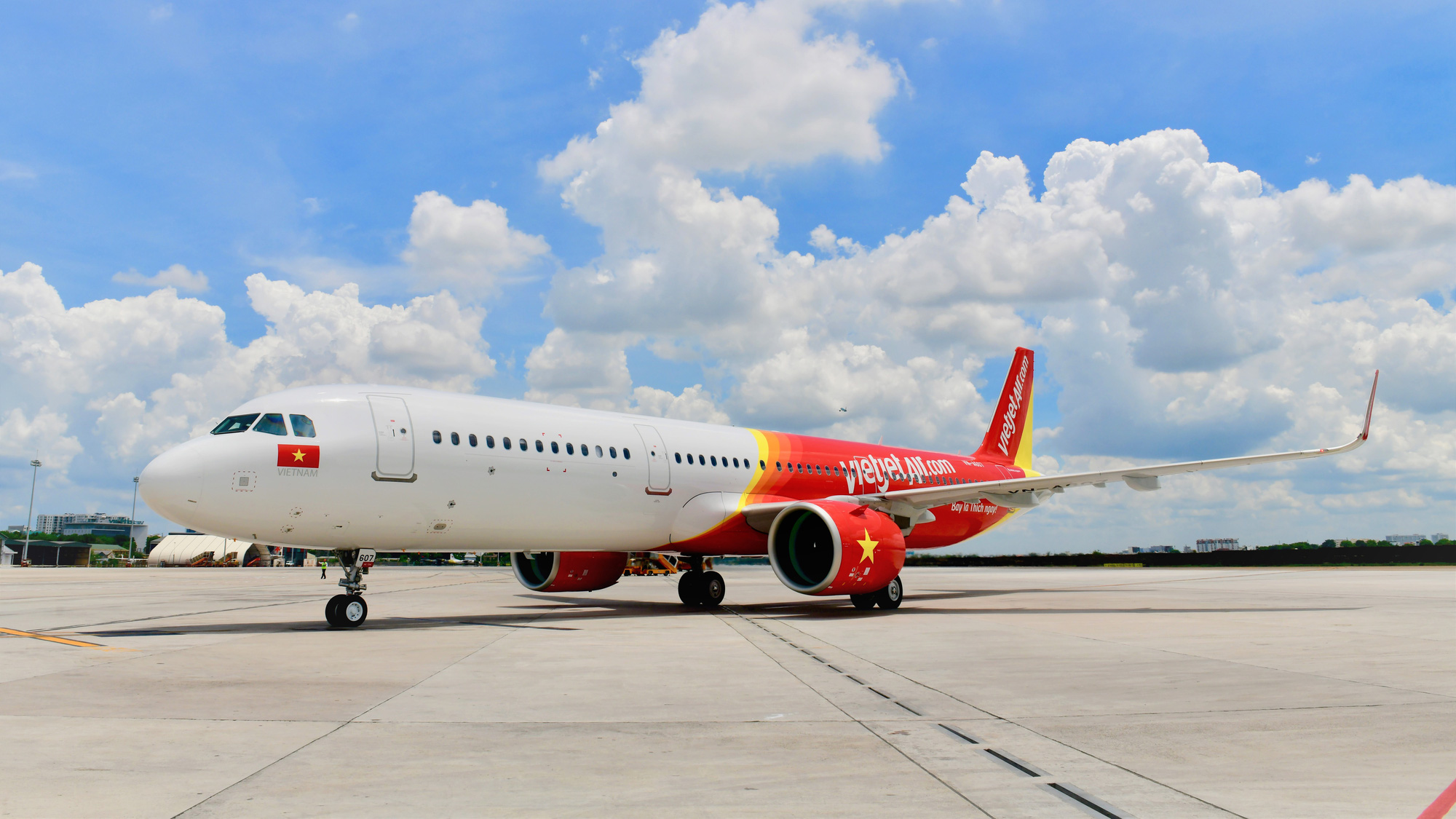 Năm 2021, thách thức Vietnam Airlines, Bamboo Airways, Vietjet vượt qua &quot;khủng hoảng&quot; Covid-19 - Ảnh 2.
