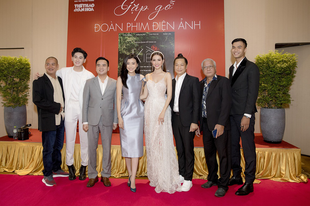 Hoa hậu Phan Thị Mơ đóng vai nữ chính trong phim &quot;Kiều @&quot; - Ảnh 3.