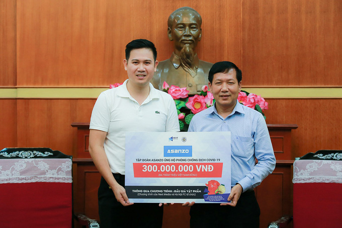 CEO Asanzo trao tặng 300 triệu ủng hộ quỹ phòng chống Covid-19 - Ảnh 1.