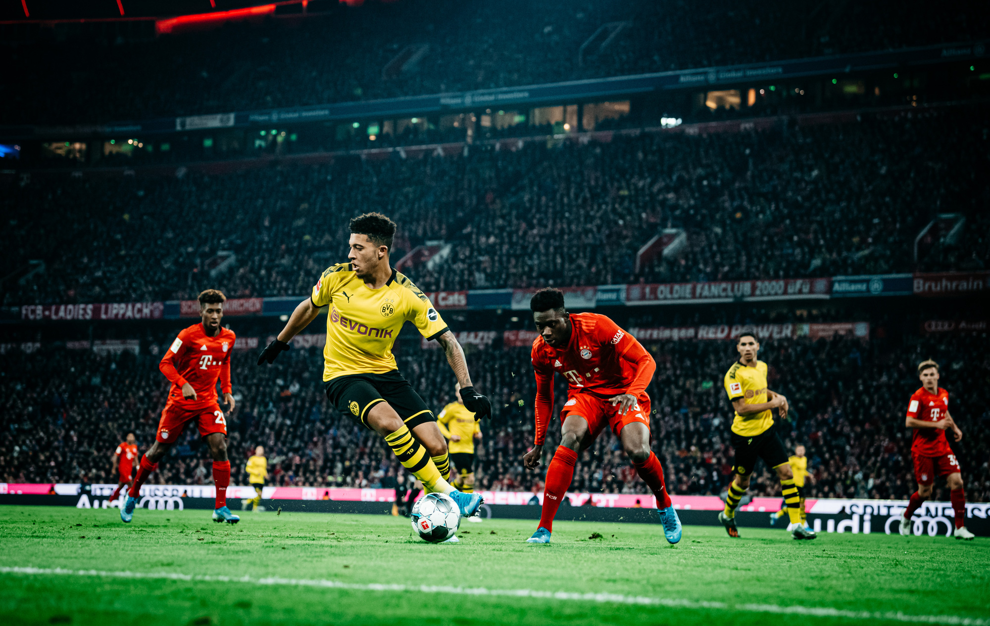 Nhiều trận đấu tại Bundesliga 2020-2021 sẽ được truyền hình trực tiếp trên các kênh quảng bá.