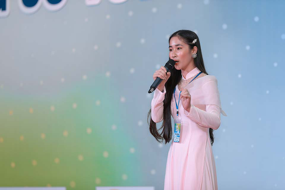 Giọng hát hay Hà Nội: Gần 400 thí sinh tham gia tại vòng thi sơ khảo  - Ảnh 2.