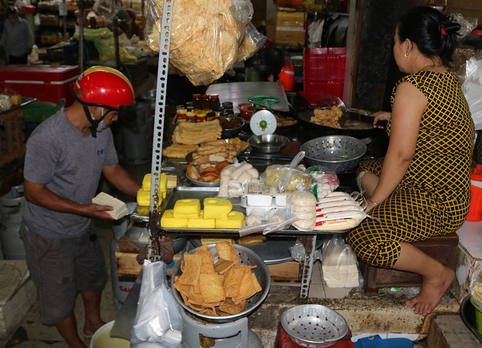 Tràn lan đồ chay không nhãn mác  - Ảnh 1.