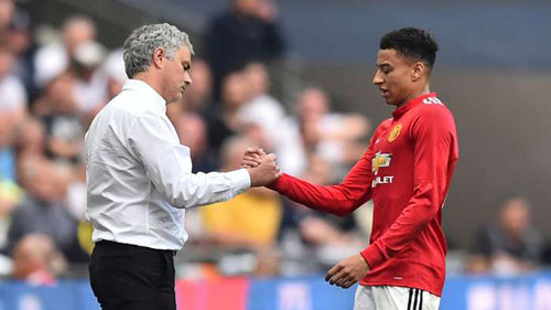 Mourinho muốn có Lingard.