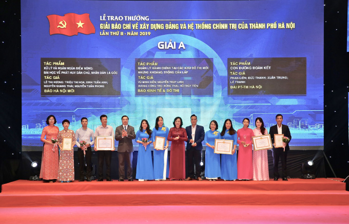 Ngày 29/9, Hà Nội trao thưởng 2 giải báo chí của Thành phố lần thứ III - Ảnh 2.