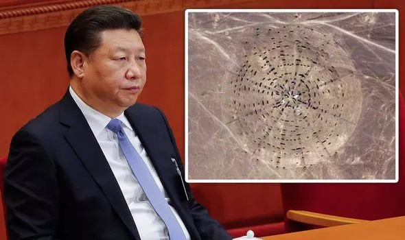  Google Earth phát hiện bí mật quân sự Trung Quốc muốn che giấu ở sa mạc Gobi? - Ảnh 1.