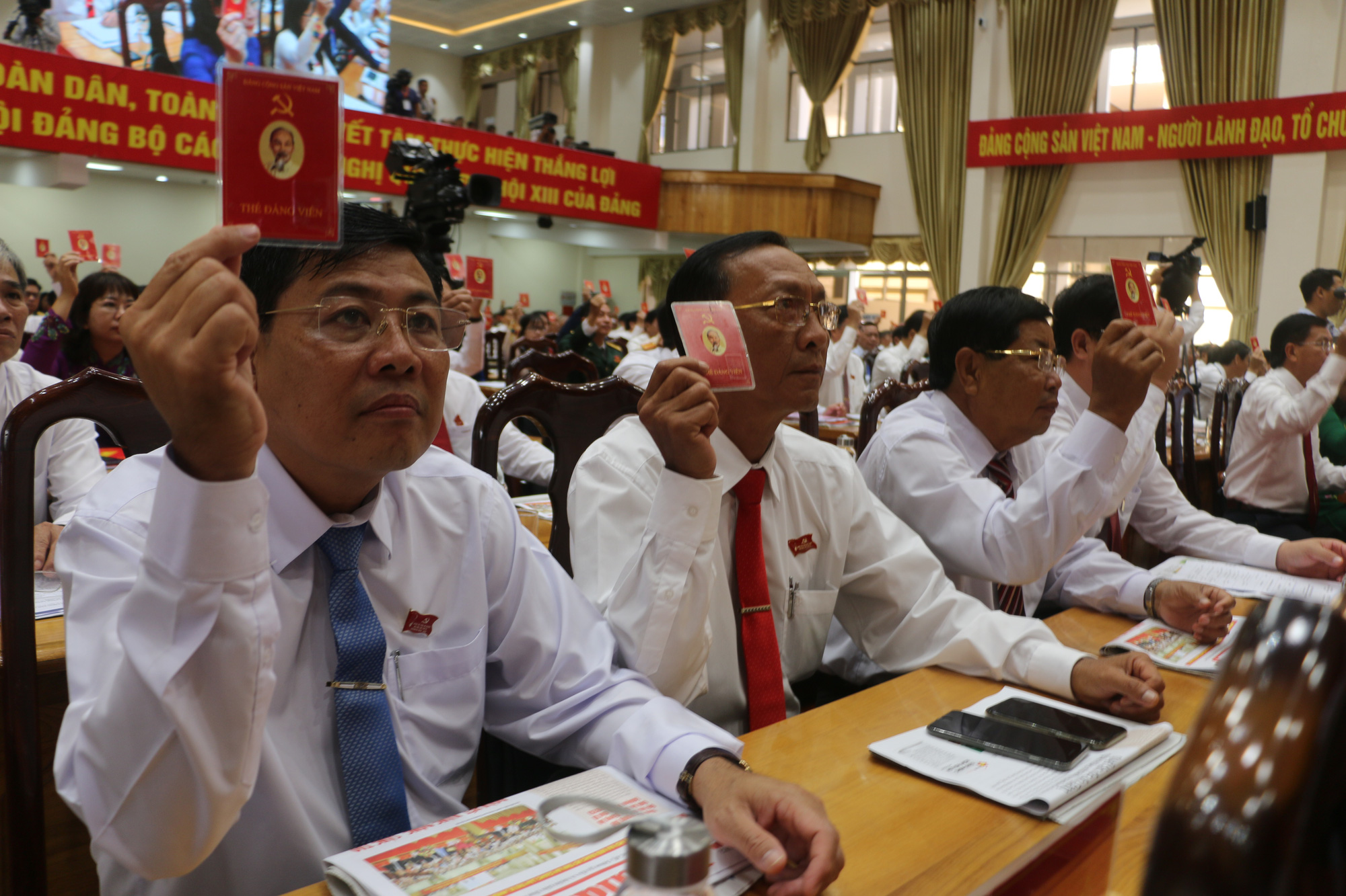 Khai mạc Đại hội Đảng bộ tỉnh An Giang lần thứ XI, nhiệm kỳ 2020-2025 - Ảnh 5.