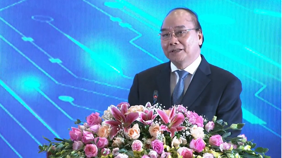 Thủ tướng Nguyễn Xuân Phúc: &quot;Khám chữa bệnh từ xa là bước tiến lớn của ngành y tế&quot;  - Ảnh 1.