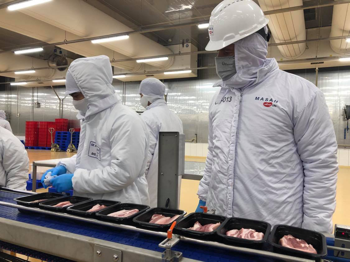 Bên trong nhà máy lạnh 4 độ C chế biến thịt mát, vốn đầu tư 1.800 tỷ sắp khánh thành - Ảnh 9.
