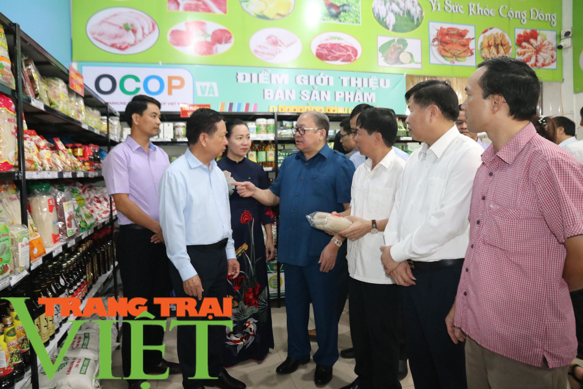 Khai trương cửa hàng nông sản an toàn Sông Đà - Ảnh 3. Khai trương cửa hàng nông sản an toàn Sông Đà - Ảnh 3.