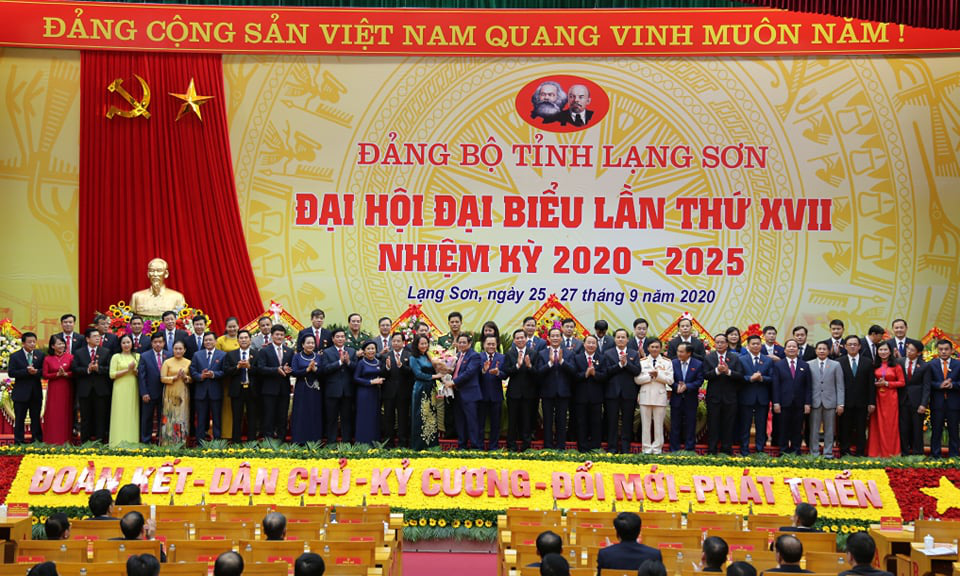 BCH Đảng bộ khóa XVII, nhiệm kỳ 2020- 2025 ra mắt tại Đại hội