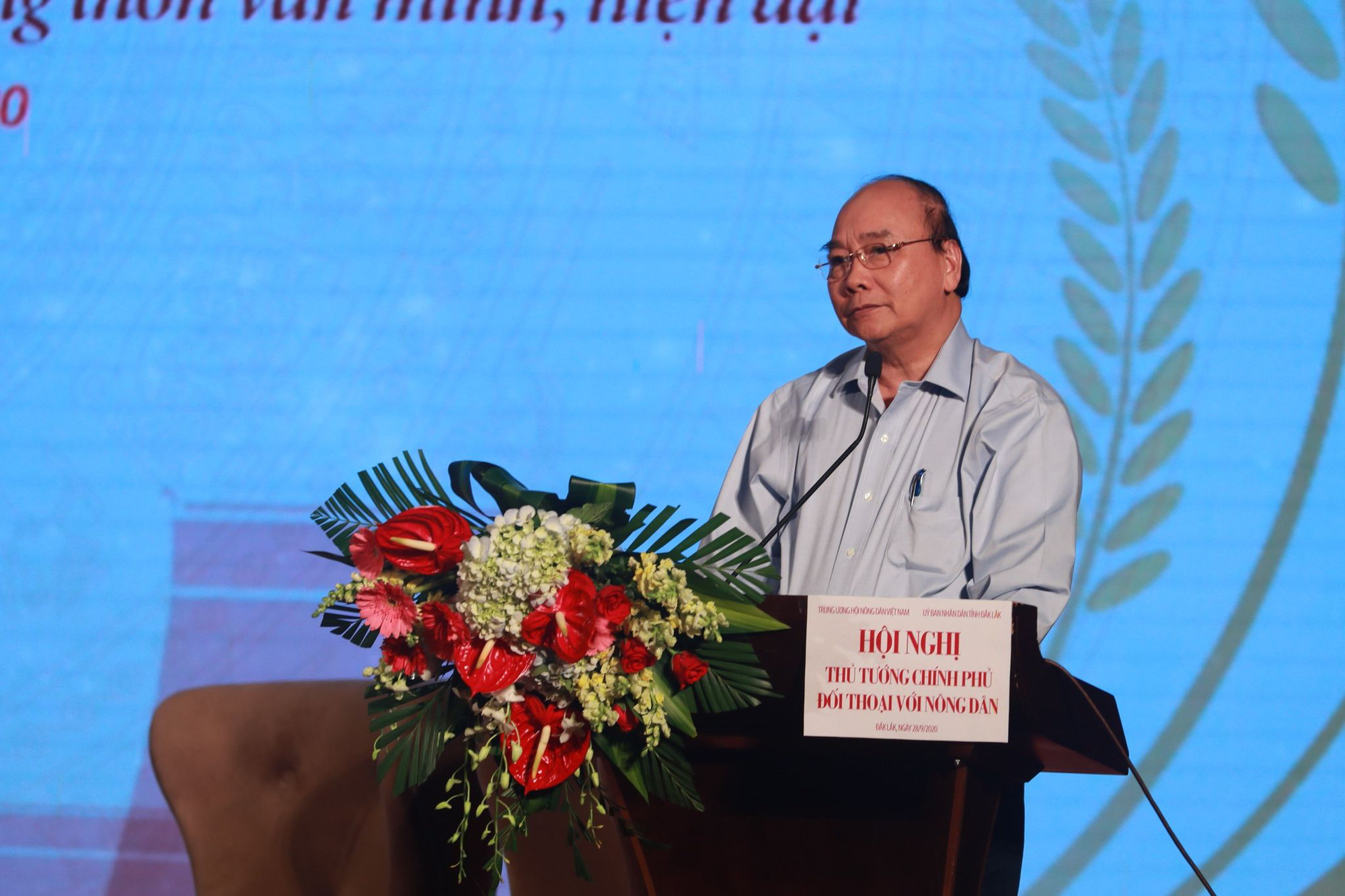 Thủ tướng Chính phủ Nguyễn Xuân Phúc: Thường xuyên đối thoại, lắng nghe tâm tư của nông dân - Ảnh 1.