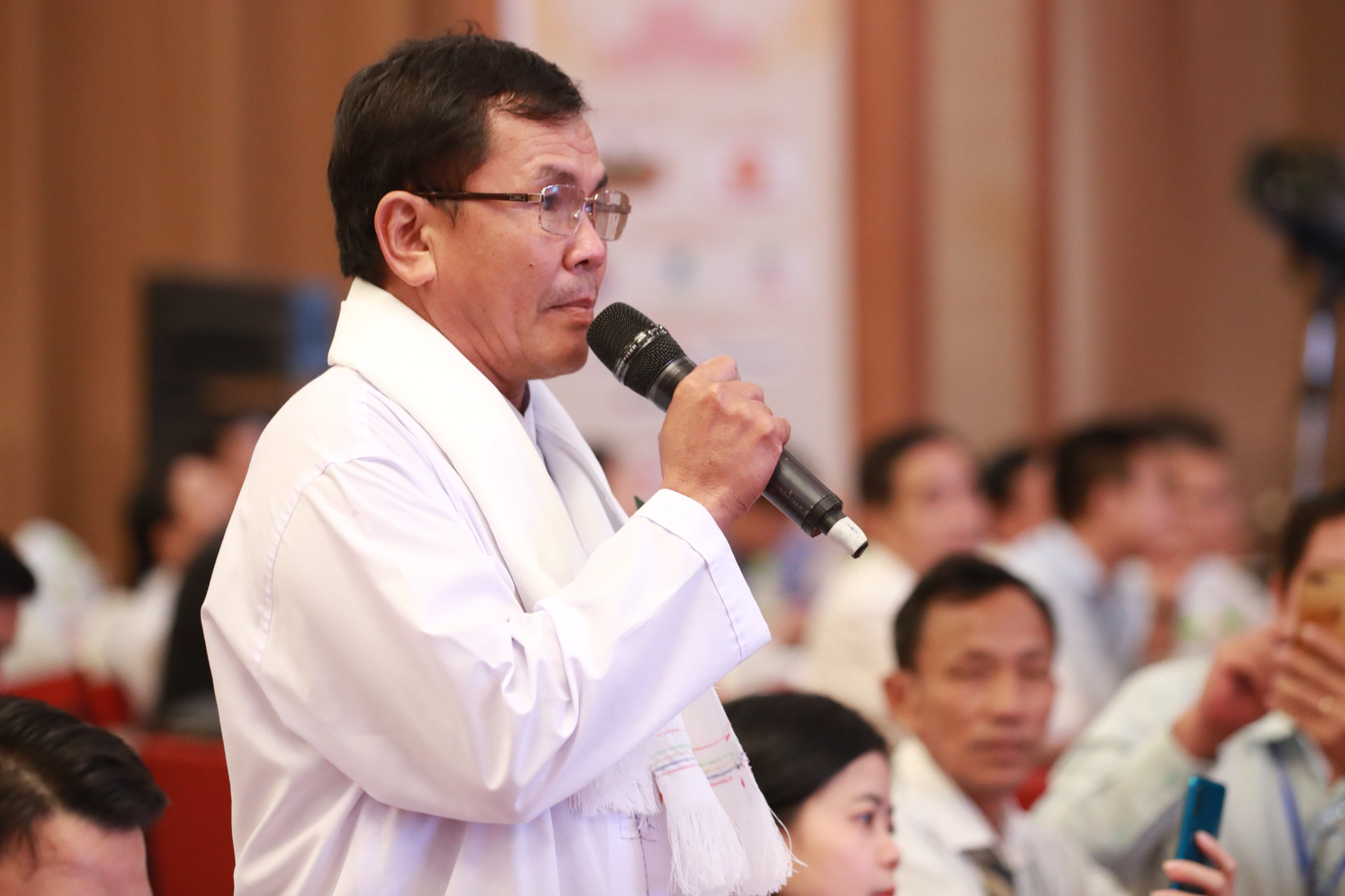 Thủ tướng Nguyễn Xuân Phúc và 3 lần trực tiếp đối thoại với nông dân - Ảnh 7.