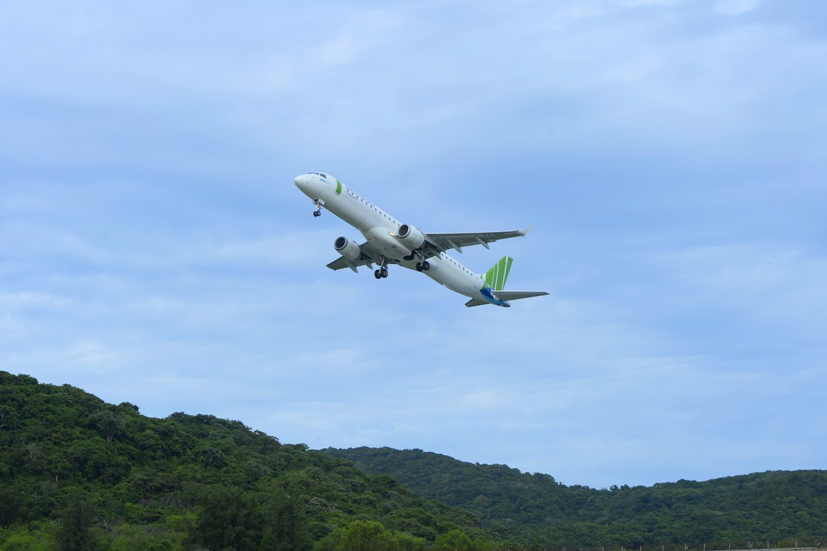 Bamboo Airways bay thẳng Hà Nội - Côn Đảo bằng máy bay &quot;độc lạ&quot;? - Ảnh 3.