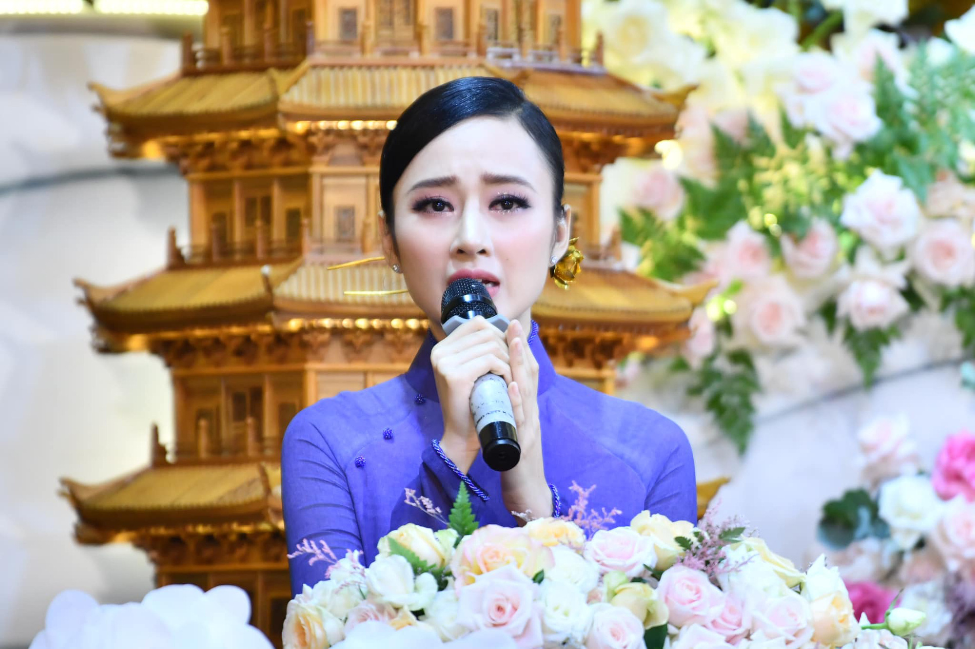 Angela Phương Trinh &quot;lột xác&quot; thanh lịch, xinh đẹp hút ánh nhìn sau thời gian dài &quot;ở ẩn&quot; - Ảnh 1.