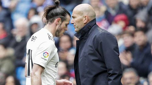 Bale có mâu thuẫn với HLV Zidane.