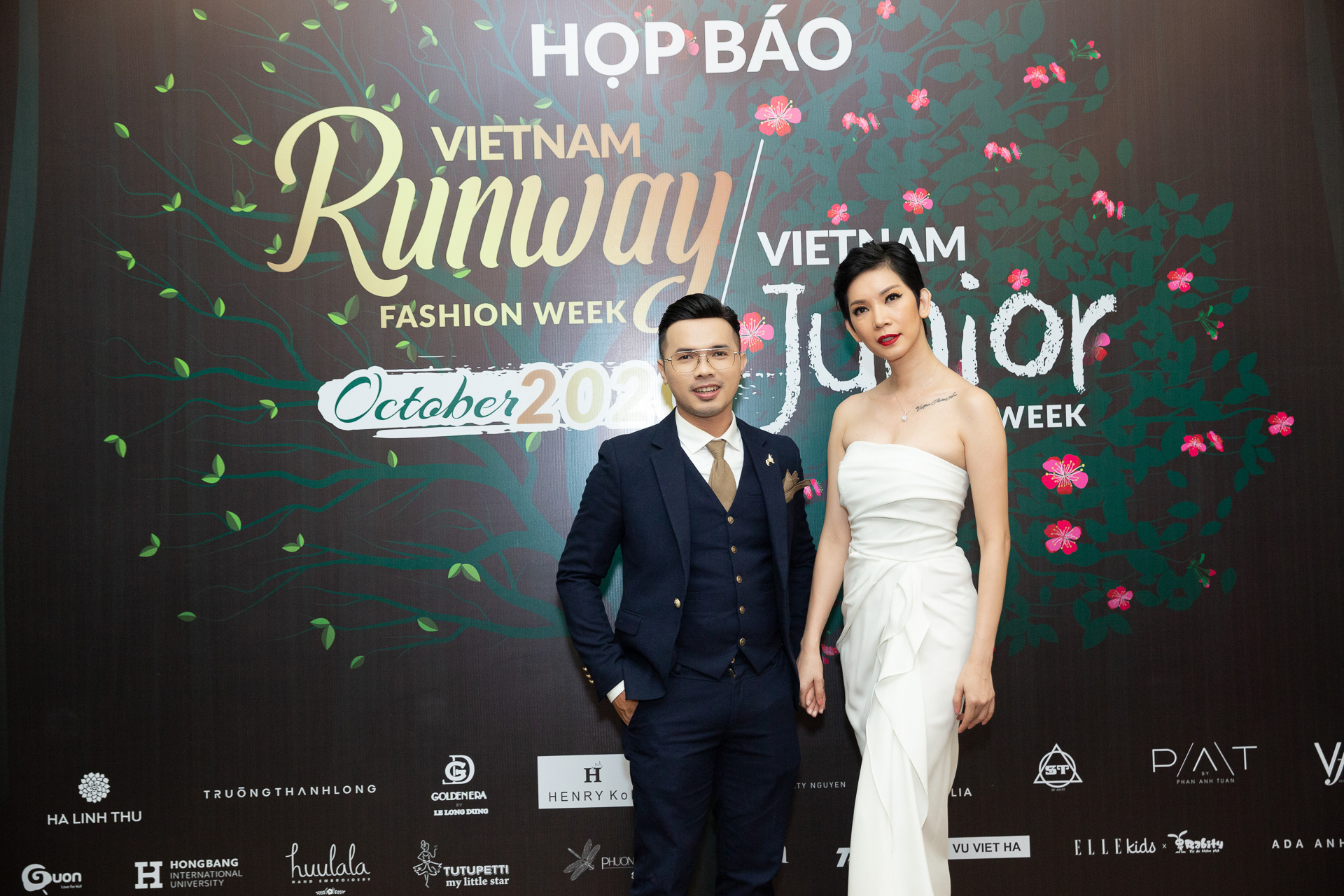 Hoàng Hải, Hà Linh Thư mở màn show diễn thời trang Vietnam Runway Fashion Week  - Ảnh 3.