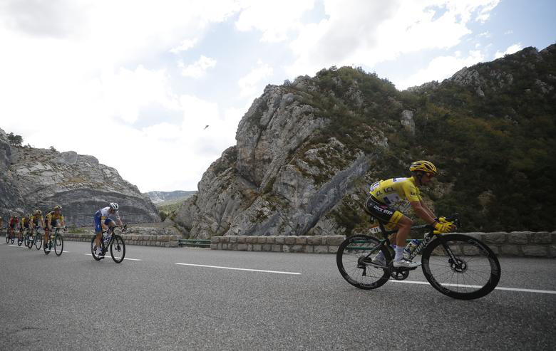 Hình ảnh đẹp về giải đua vòng quanh nước Pháp - Tour de France giữa dịch Covid-19 - Ảnh 7.