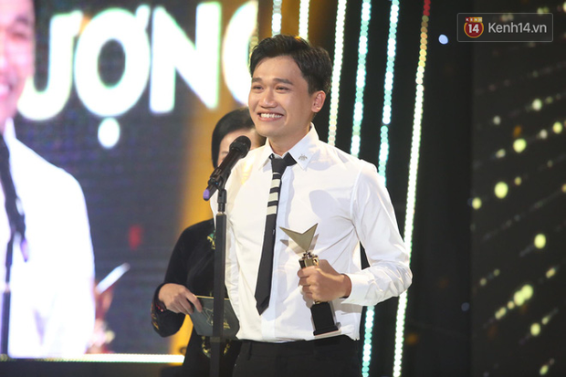 VTV Awards 2020 - Xuân Nghị vượt mặt các nam thần, Hồng Diễm không nằm ngoài dự đoán - Ảnh 1.