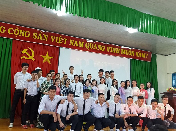 Tài năng trẻ bóng chuyền nam Việt Nam cao 2m10 bắt đầu hành trình mới - Ảnh 1.