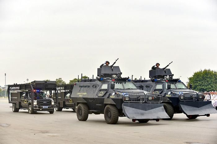 Dàn xe đặc chủng cùng 6.000 công an, quân đội xuất quân bảo vệ Đại hội Đảng - Ảnh 1.