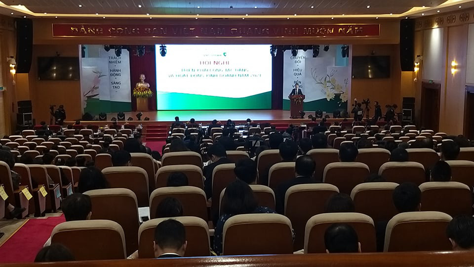 Ngân hàng TMCP Ngoại thương (VietcomBank) tổ chức Hội nghị triển khai công tác Đảng và hoạt động kinh doanh năm 2021.