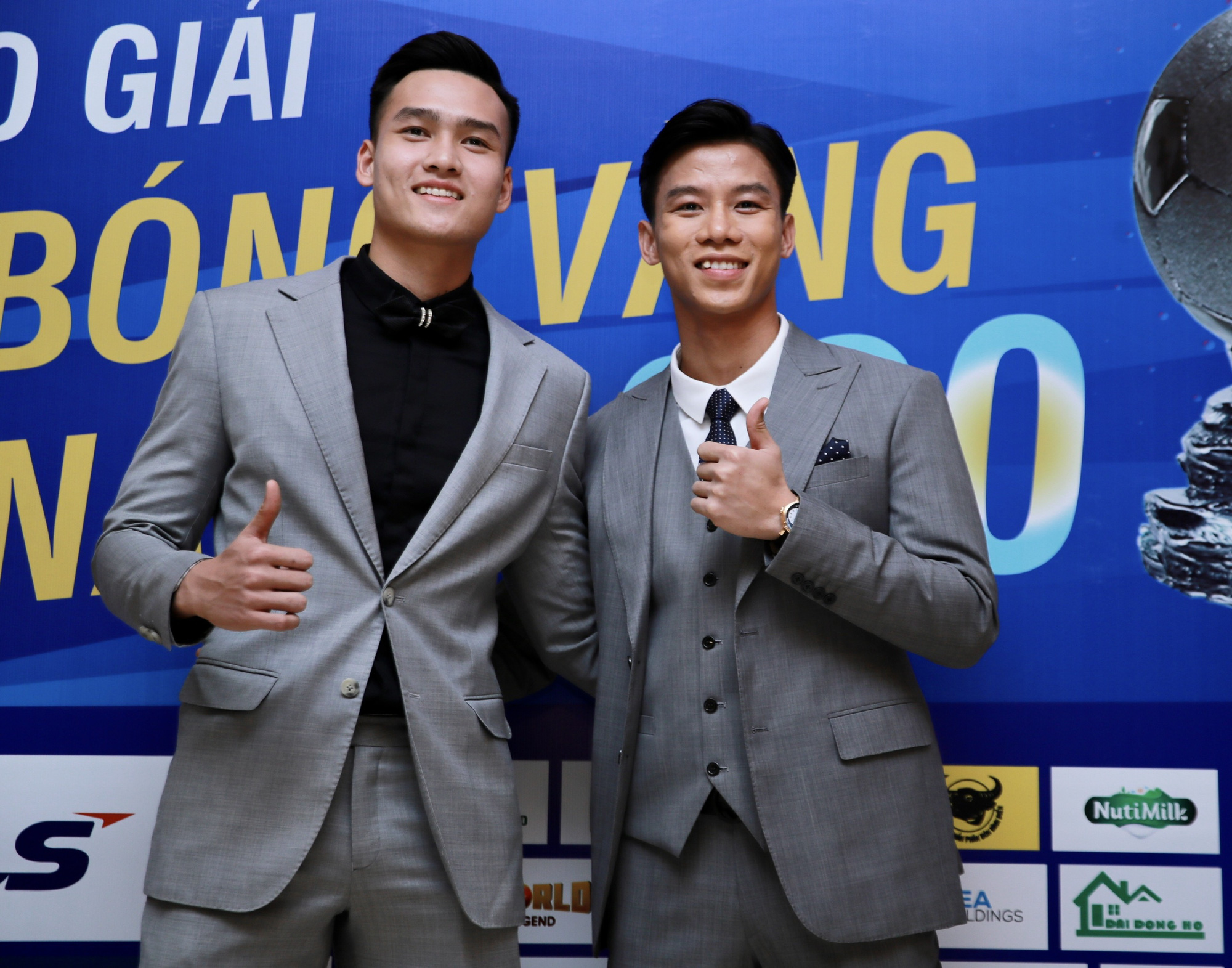 Cầu thủ trẻ Bùi Hoàng Việt Anh được vinh danh - Ảnh 1.