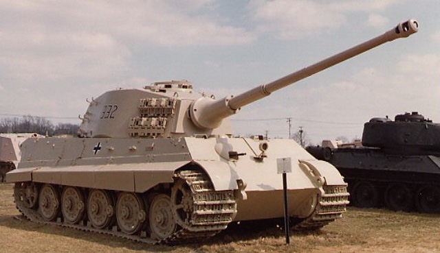 Vì sao &quot;kẻ hủy diệt&quot; Tiger II không phải cỗ xe tăng mạnh nhất? - Ảnh 1.