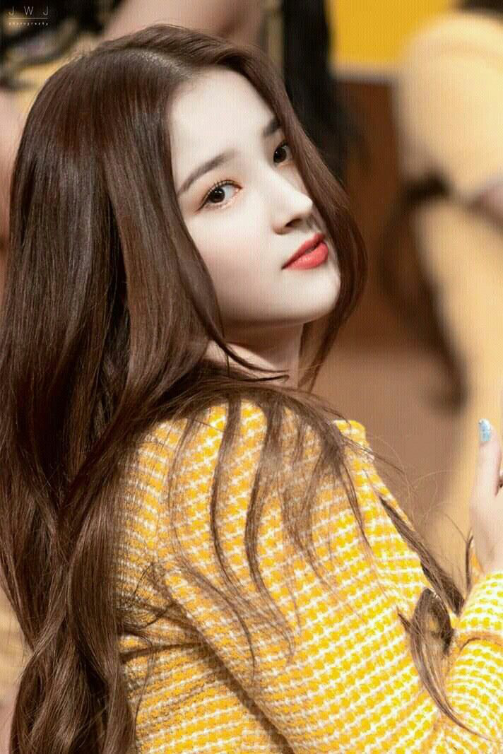 Nancy (Momoland) ca sĩ Hàn Quốc bị phát tán ảnh nhạy cảm tại AAA Việt Nam xinh đẹp đến cỡ nào? - Ảnh 15.