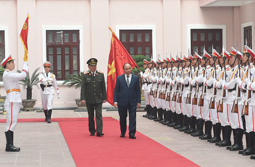 Tình báo Công an là lực lượng vũ trang trọng yếu, công cụ sắc bén của Đảng và Nhà nước - Ảnh 1.